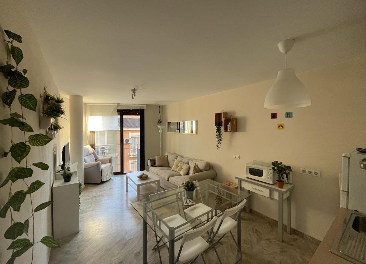 Luminoso Y Coqueto Apartamento En Малага Экстерьер фото